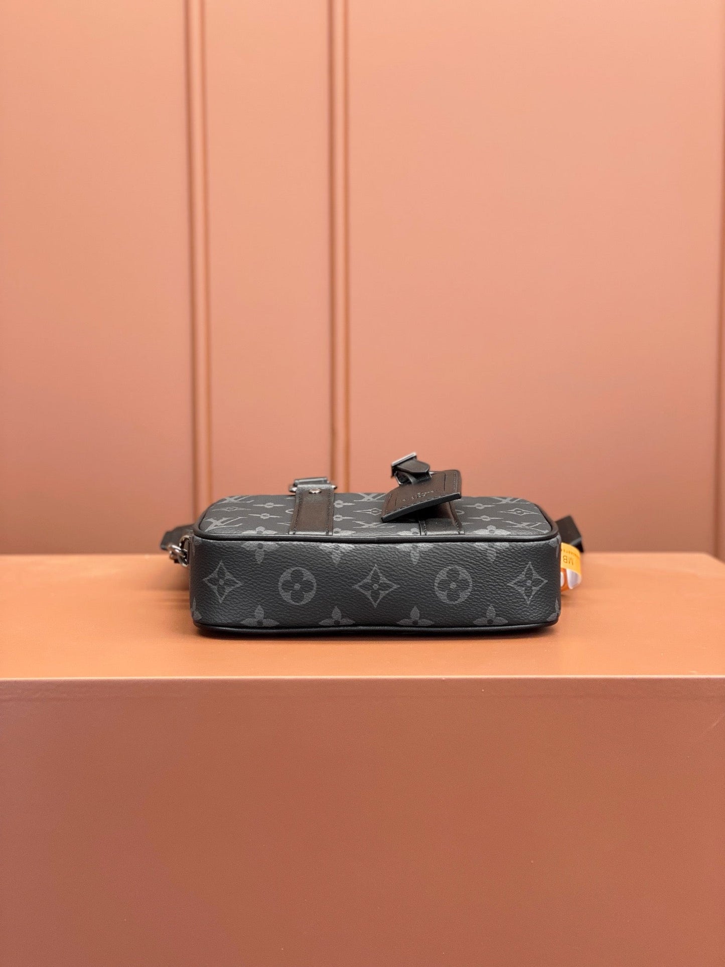 [Luxe]0528 Nano Porte Documents Voyage Monogram Eclipse