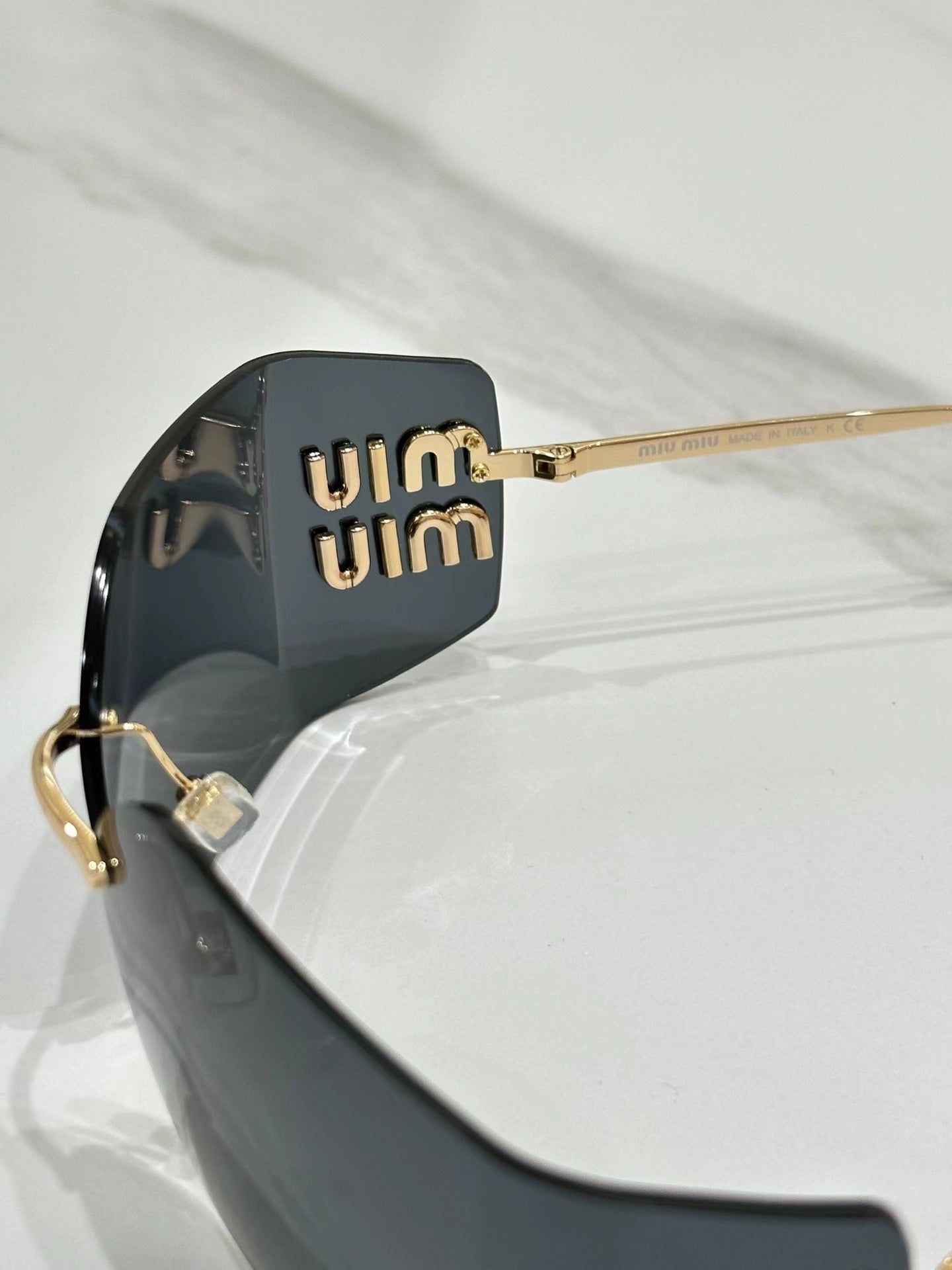 [Luxe]Amber Frame Retro Sunglasses-With Gift Box
