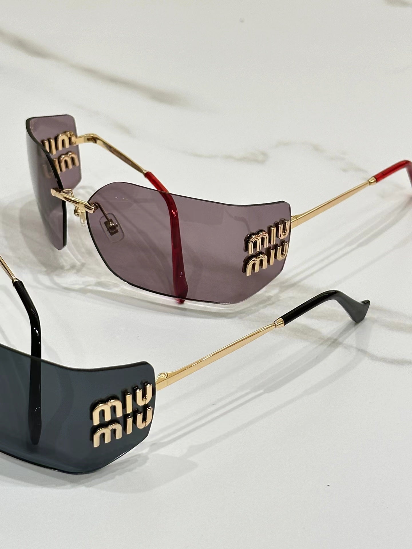 [Luxe]Amber Frame Retro Sunglasses-With Gift Box