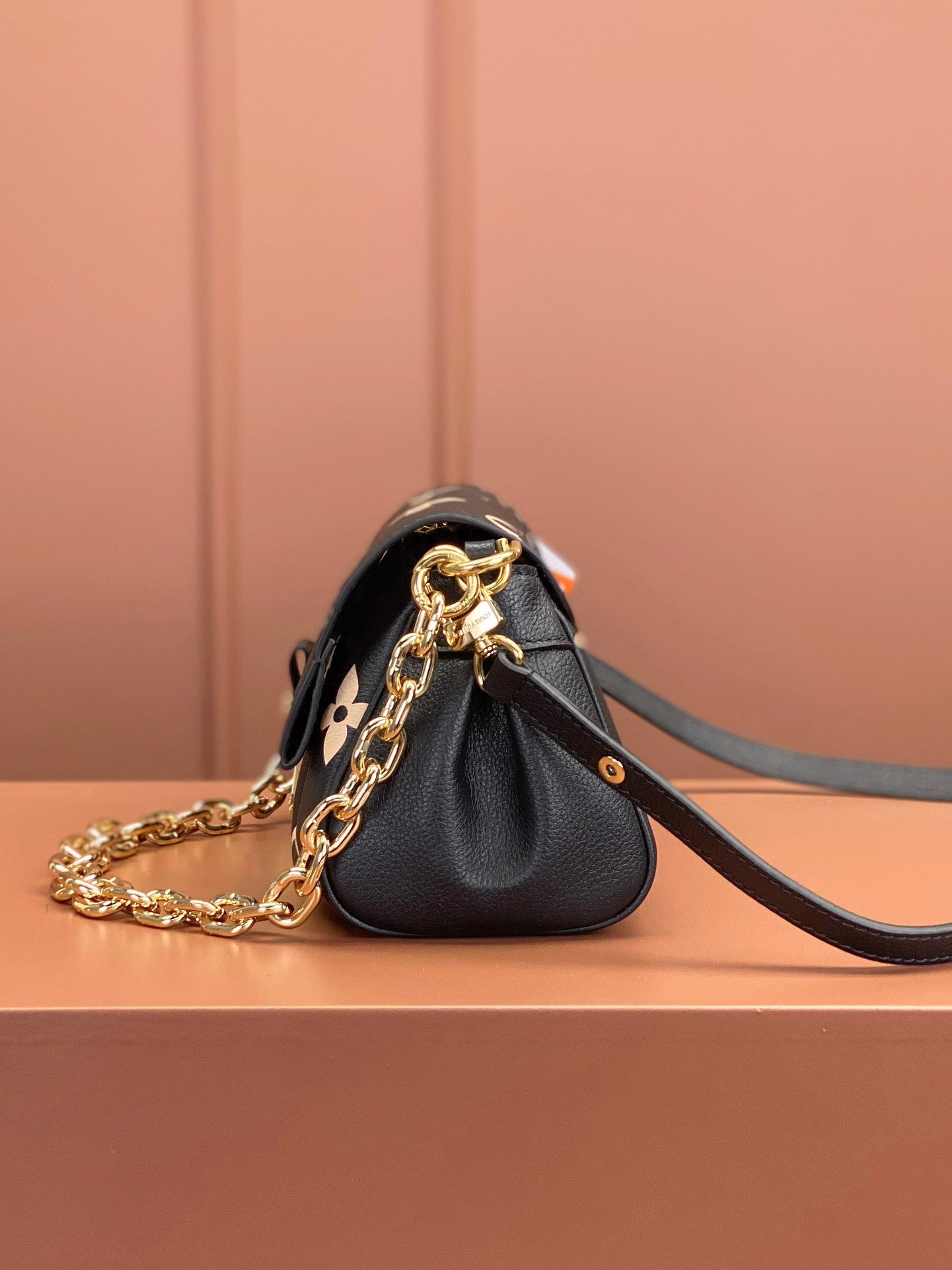 [Luxe]0528 Favorite Bicolour Monogram Empreinte Leather