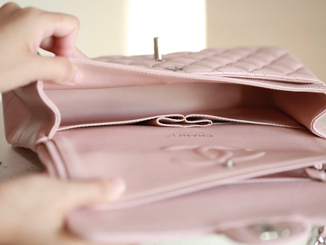 [Luxe]0528 Maxi Classic Handbag Grained Calfskin
