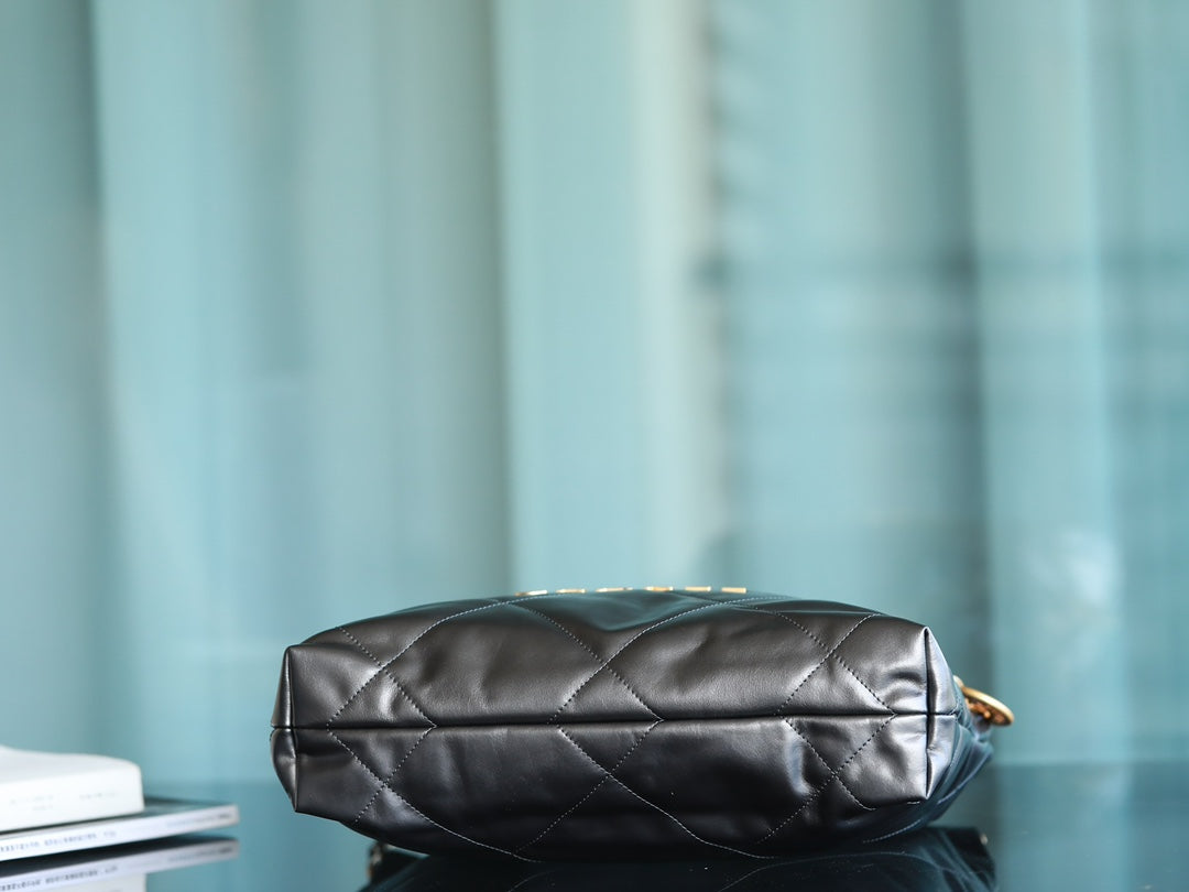 [Luxe]0528 Handbag Shiny Calfskin & Gold-Tone Metal metal gray
