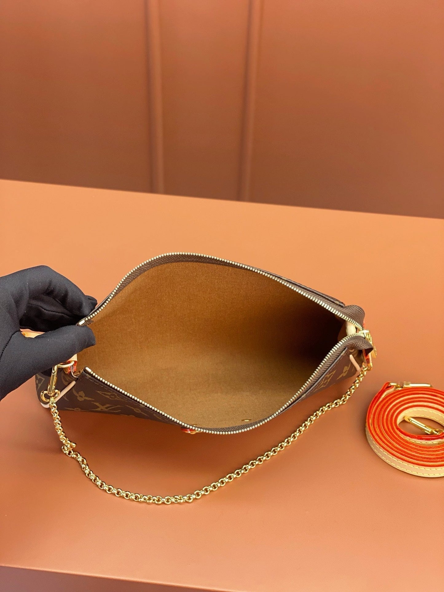 [Luxe]0528 Monogram Eva Shoulder Bag