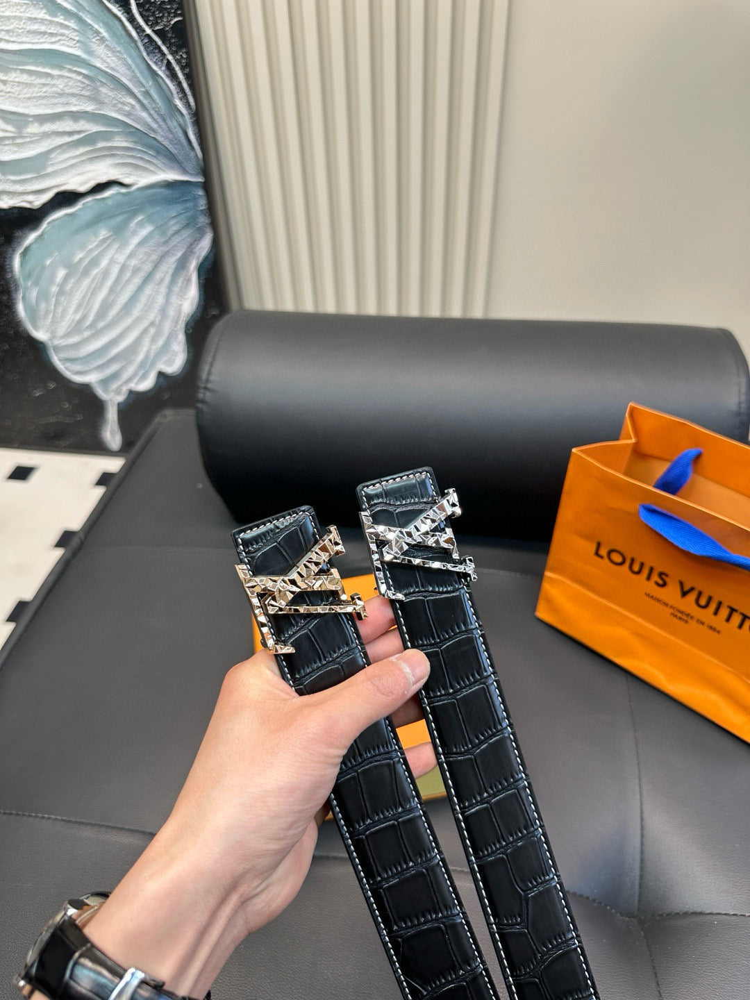 [Luxe]LV Diamond-cut steel buckle with crocodile skin pattern