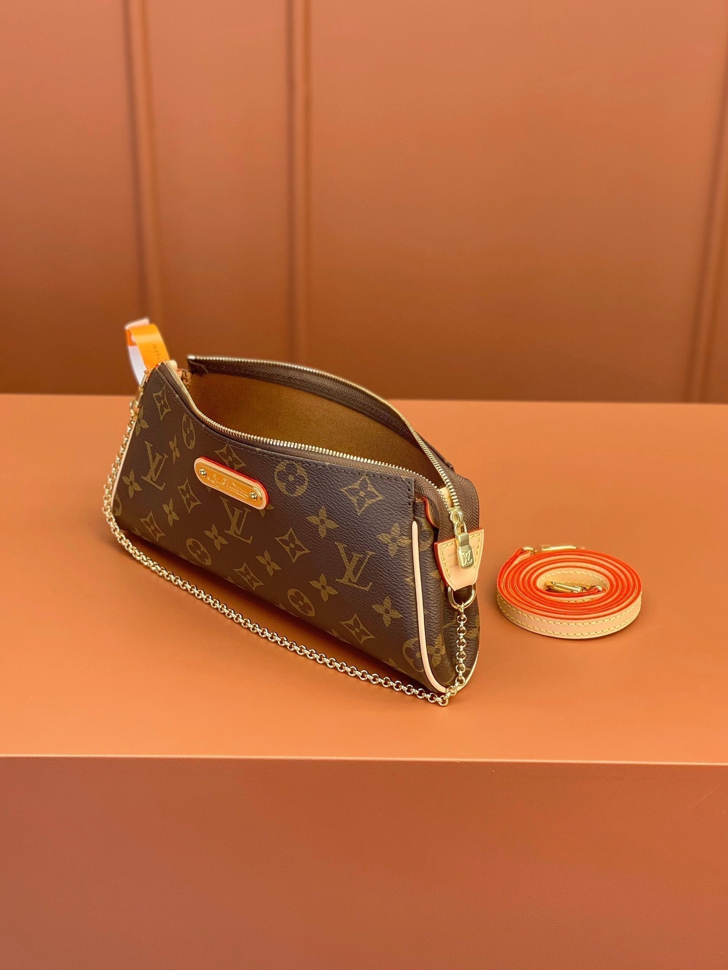 [Luxe]0528 Monogram Eva Shoulder Bag