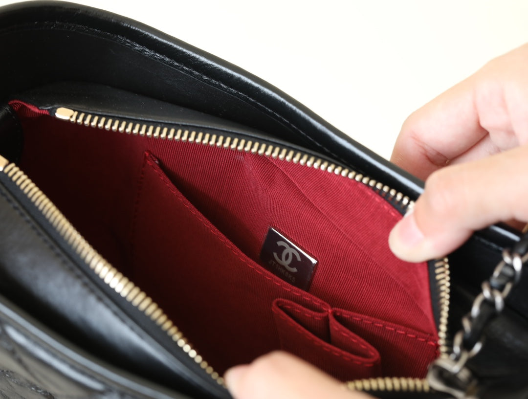 [Luxe]0528 Medium Classic Handbag Grained Calfskin