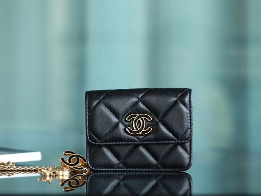 [Luxe]0528 Pending Belt Clutch on Chain in Black Lambskin AGHW
