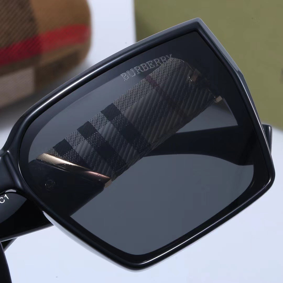 [Luxe]Classic Checkered Square Sunglasses-With Gift Box
