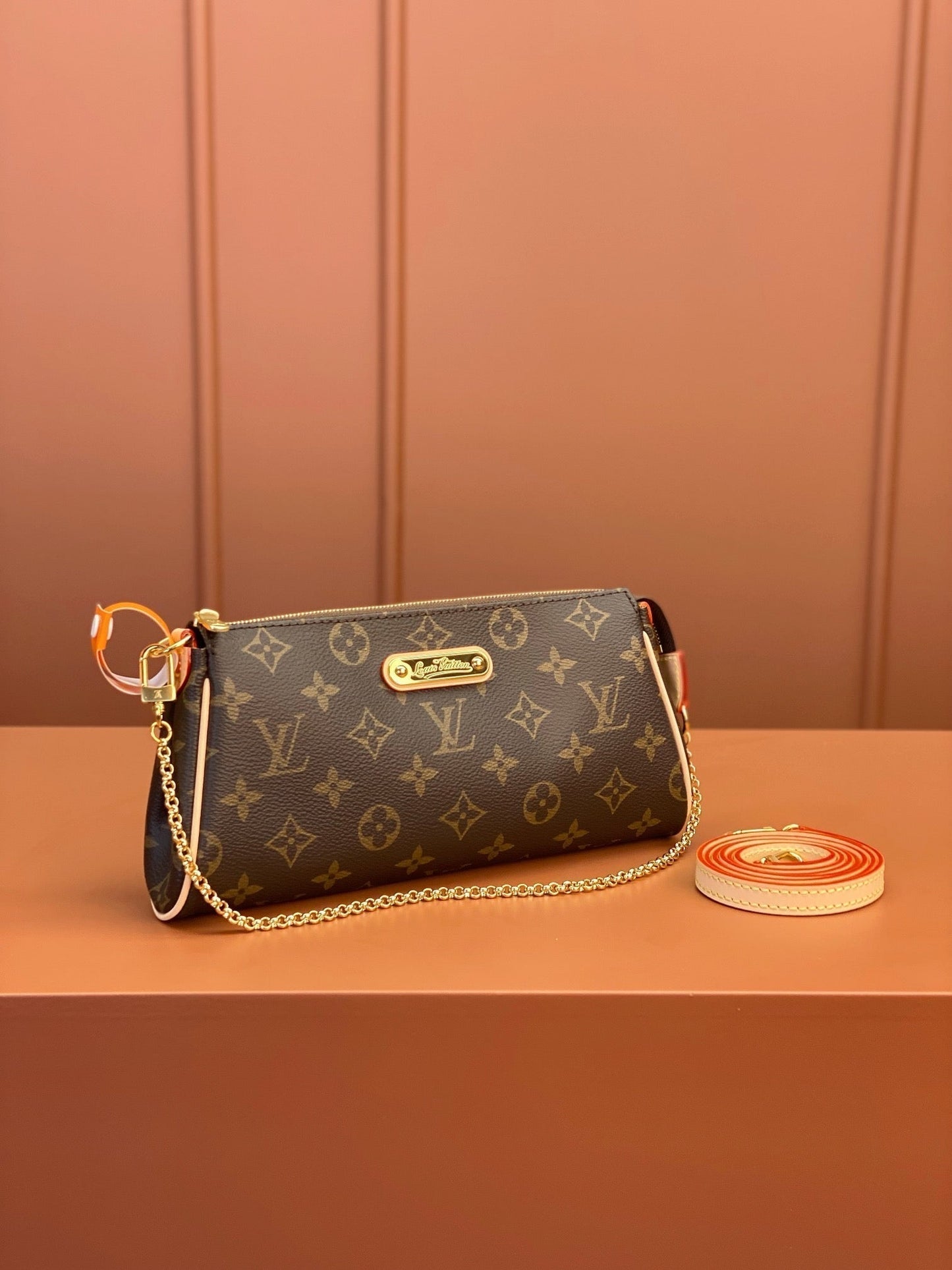 [Luxe]0528 Monogram Eva Shoulder Bag