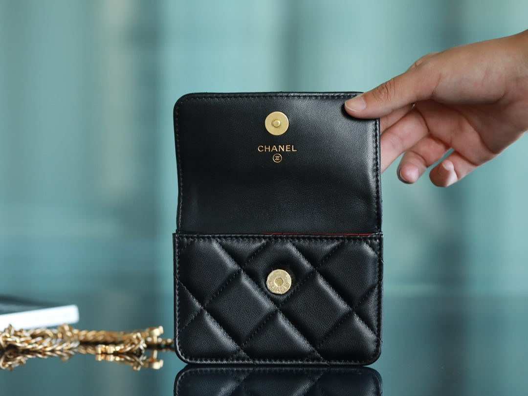 [Luxe]0528 Pending Belt Clutch on Chain in Black Lambskin AGHW