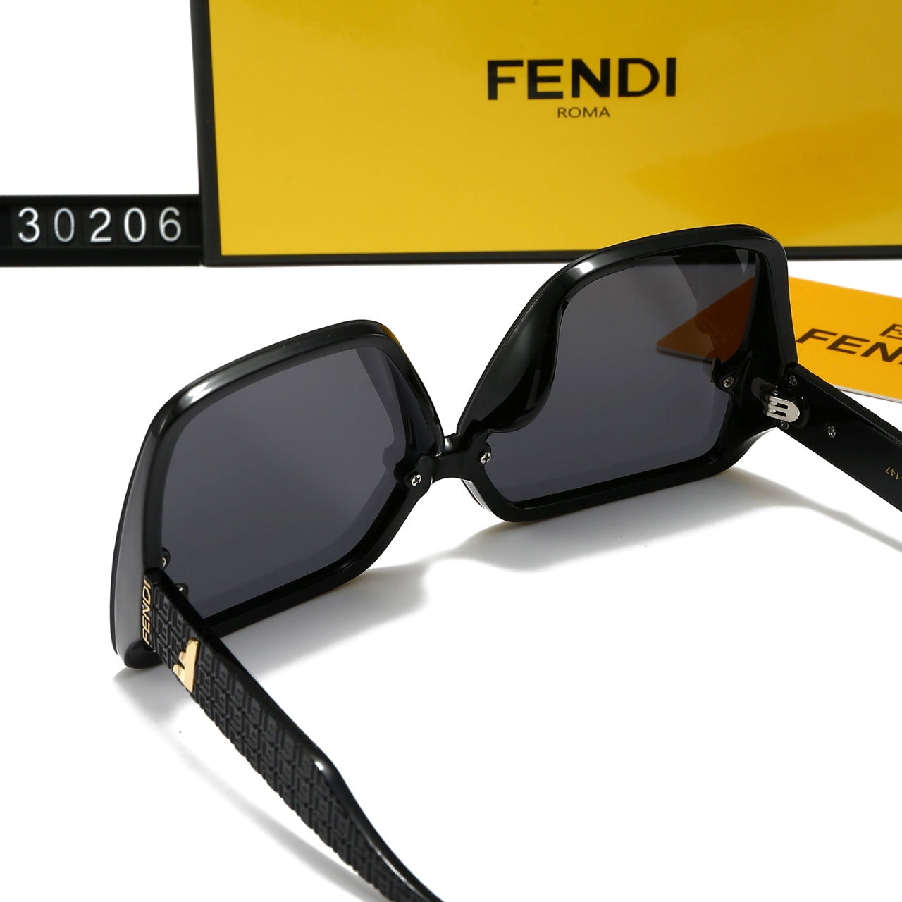 [Luxe]Square frame holiday sunglasses 30206